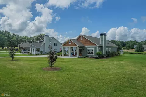 209 Live Oak Ln, Comer, GA 30629 photo 3