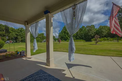 209 Live Oak Ln, Comer, GA 30629 photo 12