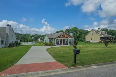 209 Live Oak Ln, Comer, GA 30629 photo 4