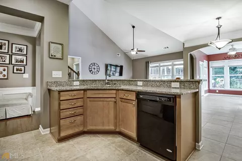 112 Crape Myrtle Dr, Griffin, GA 30223 photo 25