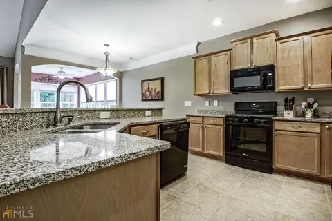112 Crape Myrtle Dr, Griffin, GA 30223 photo 24
