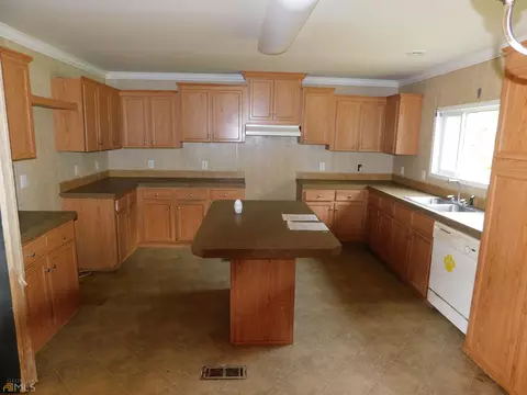 498 Garrison Rd, Claxton, GA 30417 photo 5