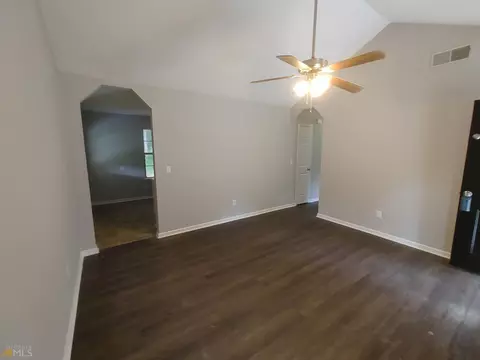 106 Moore St, Milner, GA 30257 photo 5
