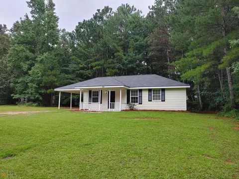 106 Moore St, Milner, GA 30257 photo 2