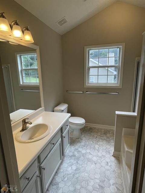 104 Ridgefield Cir, Lagrange, GA 30241 photo 12