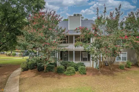 6431 Pinebark Way, Morrow, GA 30260 photo 2