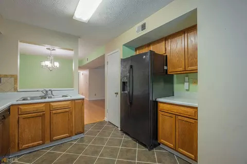 6431 Pinebark Way, Morrow, GA 30260 photo 21