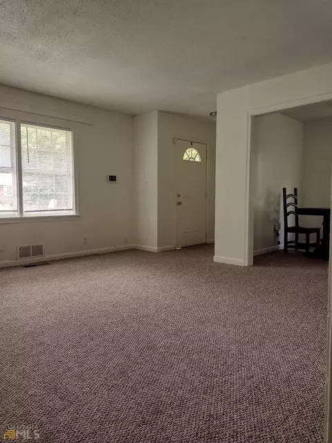 212 Hancock St, Jackson, GA 30233 photo 4