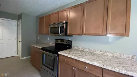 105 Perimeter Dr, Lagrange, GA 30241 photo 12
