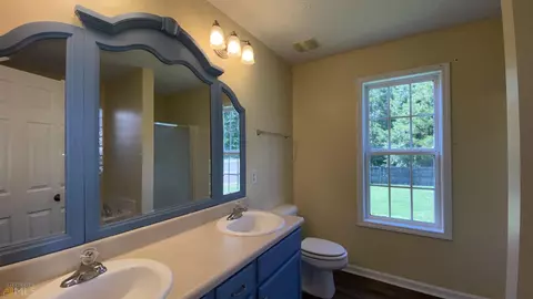 105 Perimeter Dr, Lagrange, GA 30241 photo 17