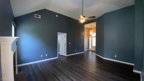 105 Perimeter Dr, Lagrange, GA 30241 photo 6