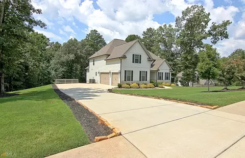 153 Kenmare Row, Tyrone, GA 30290 photo 2