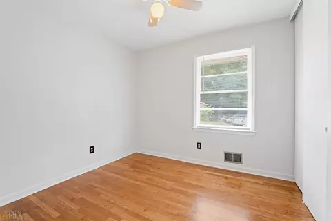 6575 Rabun Rd, Morrow, GA 30260 photo 11