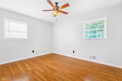 6575 Rabun Rd, Morrow, GA 30260 photo 10