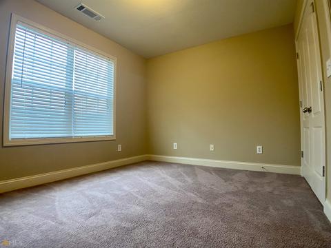 204 Jasmine Ln, Lagrange, GA 30241 photo 17