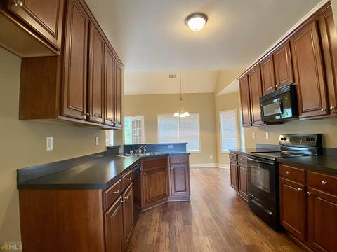 204 Jasmine Ln, Lagrange, GA 30241 photo 4