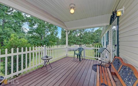 1427 Davis Rd, Toccoa, GA 30577 photo 3