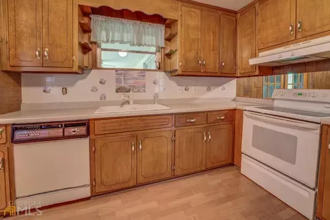 9177 Brown Bridge Rd, Covington, GA 30014 photo 19