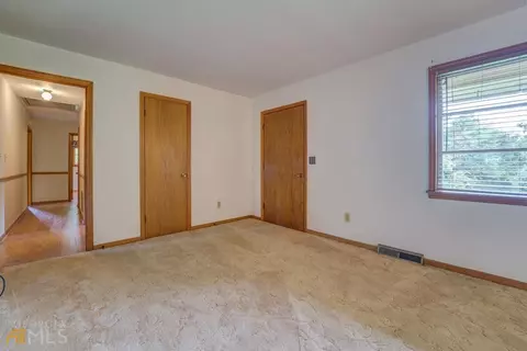9177 Brown Bridge Rd, Covington, GA 30014 photo 11