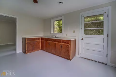 9177 Brown Bridge Rd, Covington, GA 30014 photo 44