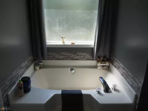 103 Redwood Dr, Lagrange, GA 30240 photo 14