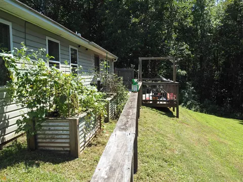 103 Redwood Dr, Lagrange, GA 30240 photo 10