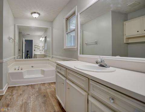 409 Pebble Dr, Lagrange, GA 30241 photo 22