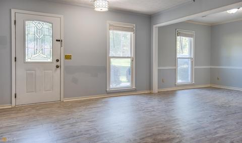409 Pebble Dr, Lagrange, GA 30241 photo 4