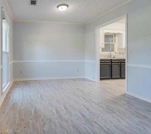 409 Pebble Dr, Lagrange, GA 30241 photo 6