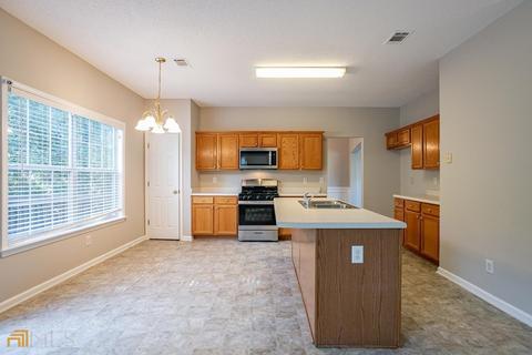 2110 Pendleton Pl, Suwanee, GA 30024 photo 2