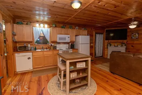 939 Co Rd 233, Fruithurst, AL 36262 photo 4