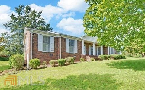 309 Valley Rd, Toccoa, GA 30577 photo 2