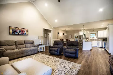 265 Briley Rd, Lagrange, GA 30241 photo 2