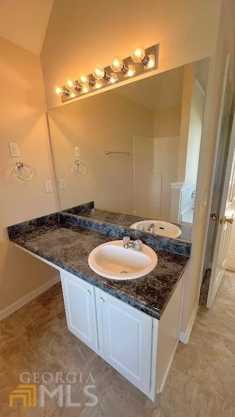 210 Hazelhurst Dr, Covington, GA 30016 photo 32