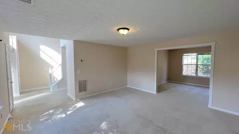 210 Hazelhurst Dr, Covington, GA 30016 photo 12