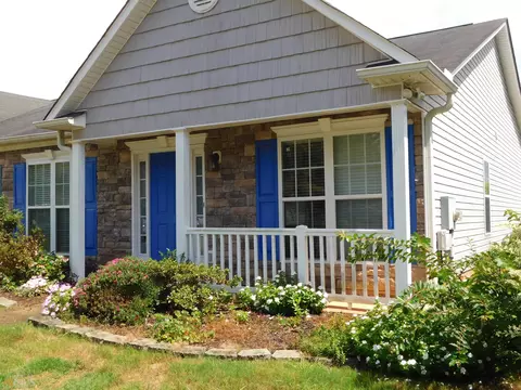 163 Cold Water Ter, Lagrange, GA 30241 photo 2