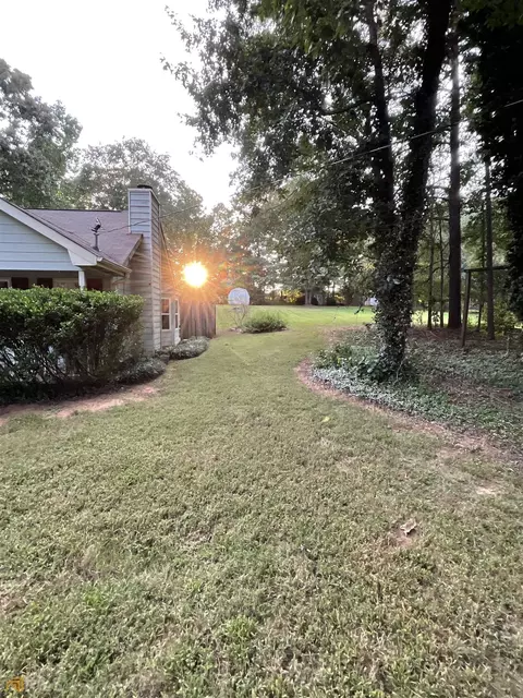 80 Oaklake Dr, Covington, GA 30016 photo 3