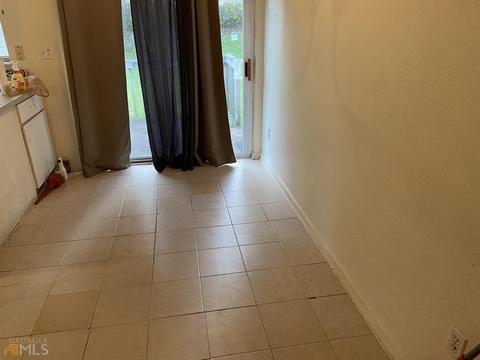 2883 Fields Dr, Lithonia, GA 30038 photo 3