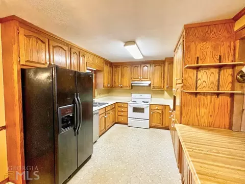 318 Park Hill Dr, Lagrange, GA 30241 photo 2