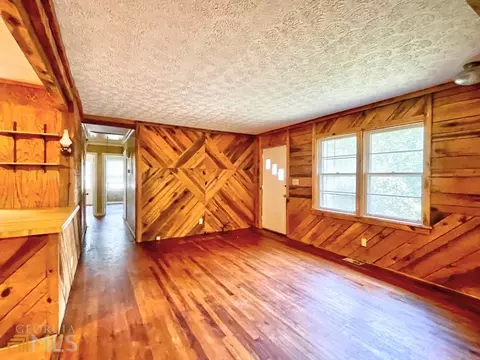 318 Park Hill Dr, Lagrange, GA 30241 photo 3