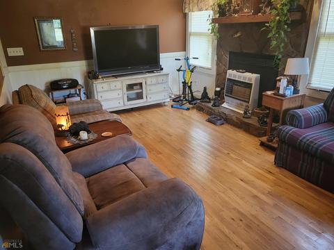 2168 J Warren Rd, Cornelia, GA 30531 photo 6