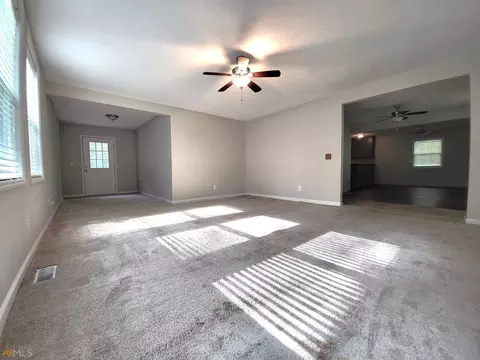 245 Holliday Rd, Lagrange, GA 30240 photo 3