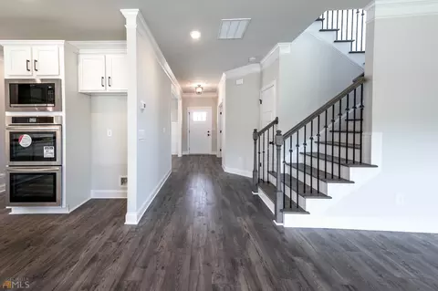911 Calgary Ct, Winder, GA 30680 photo 2