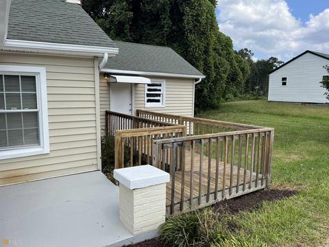 771 E Currahee St, Toccoa, GA 30577 photo 3