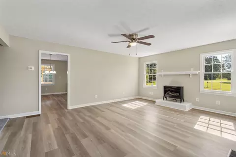 235 Cain Rd, Commerce, GA 30530 photo 5