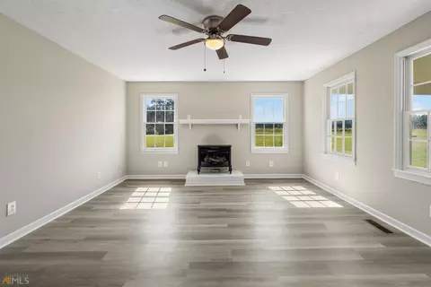 235 Cain Rd, Commerce, GA 30530 photo 6