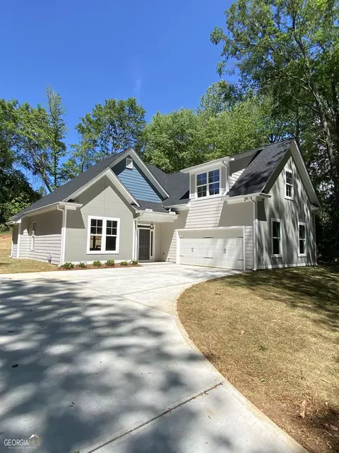 404 W White Steet St, Carrollton, GA 30117