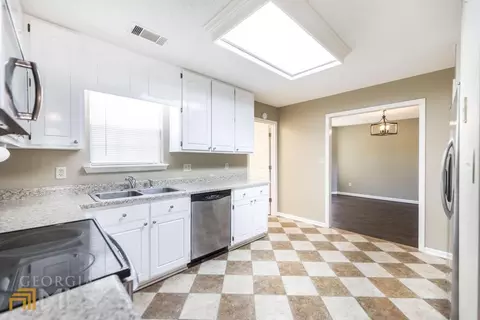 207 Camelot Dr, Dublin, GA 31021 photo 24