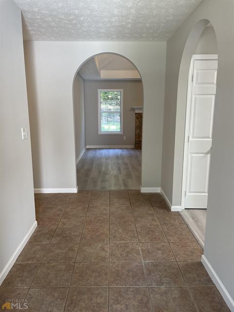 3060 Mill Cir, Monroe, GA 30655 photo 4