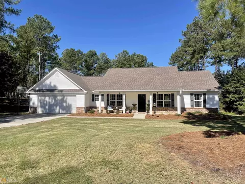 242 Needleleaf Dr, Barnesville, GA 30204 photo 1